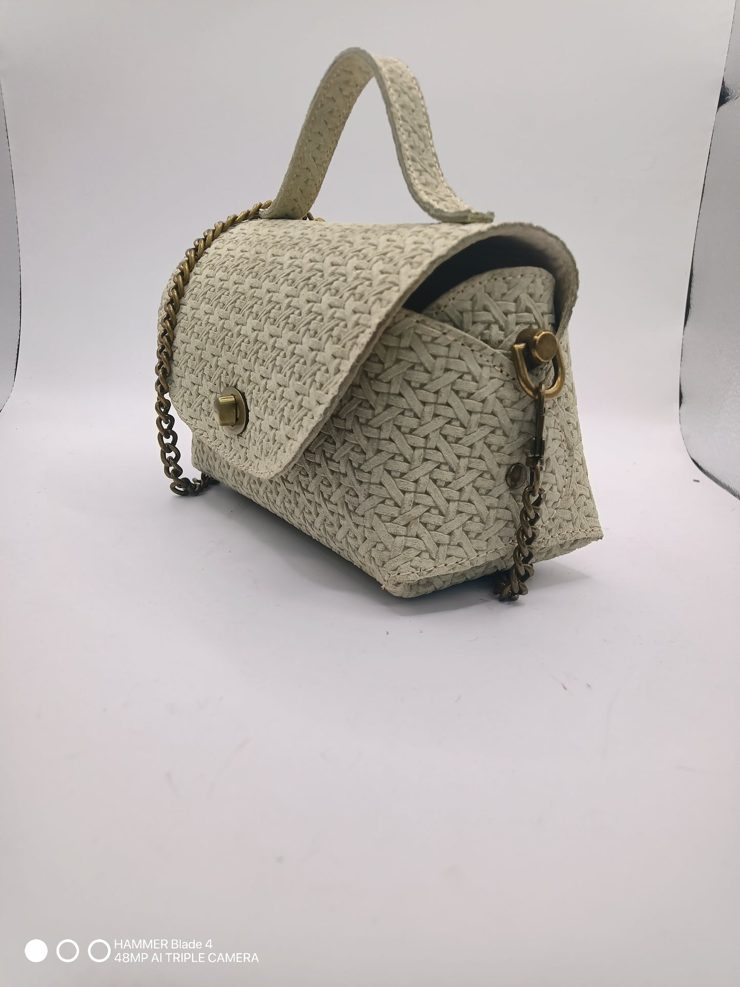 MYA beige